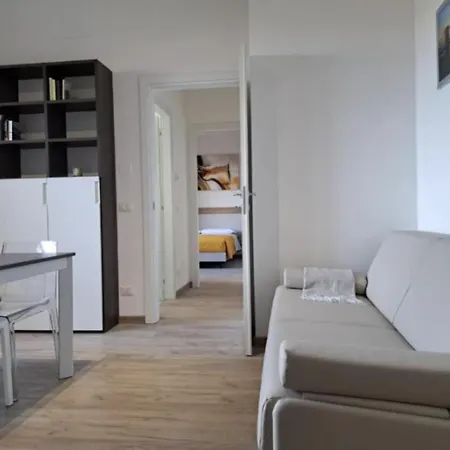 Il Campanone - Centro - Parcheggio Auto Coperto - Neflix E Amazon Prime Apartman *