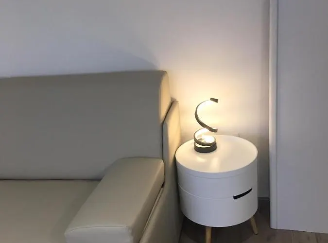 Il Campanone - Centro - Parcheggio Auto Coperto - Neflix E Amazon Prime Διαμέρισμα