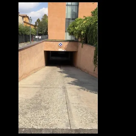Il Campanone - Centro - Parcheggio Auto Coperto