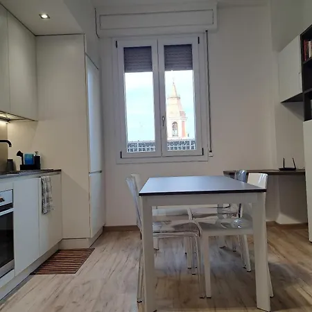 Il Campanone - Centro - Parcheggio Auto Coperto - Neflix E Amazon Prime Сассуоло