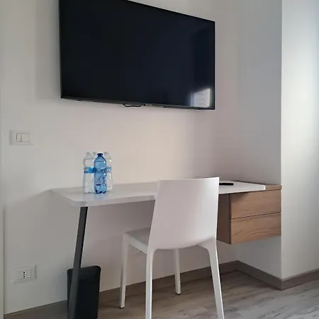 Апартаменты Il Campanone - Centro - Parcheggio Auto Coperto - Neflix E Amazon Prime *