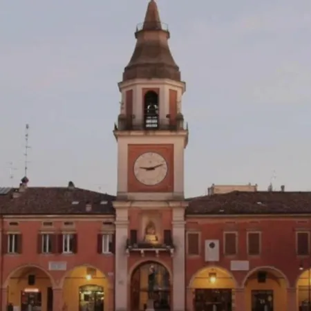 Il Campanone - Centro - Parcheggio Auto Coperto - Neflix E Amazon Prime Сассуоло