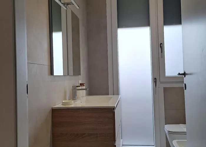 Il Campanone - Centro - Parcheggio Auto Coperto - Neflix E Amazon Prime Appartamento