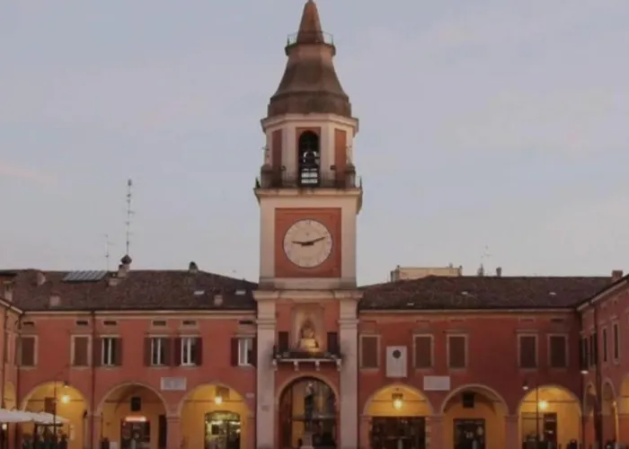 Il Campanone - Centro - Parcheggio Auto Coperto - Neflix E Amazon Prime Σασουόλο