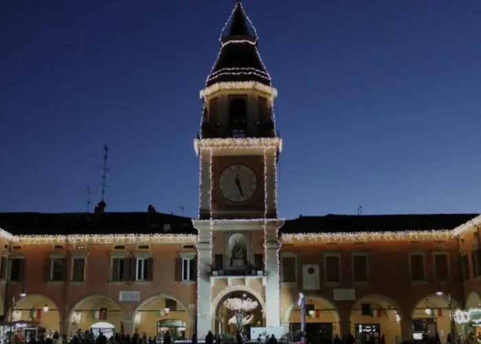 Il Campanone - Centro - Parcheggio Auto Coperto - Neflix E Amazon Prime Appartamento *